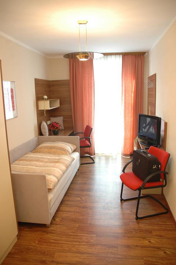 Hotel Garni Daniela Urich Schwanenstadt Dış mekan fotoğraf