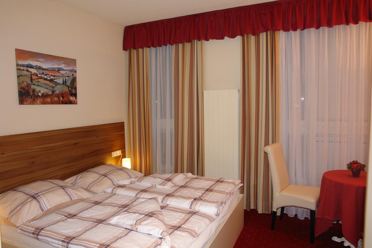 Hotel Garni Daniela Urich Schwanenstadt Dış mekan fotoğraf