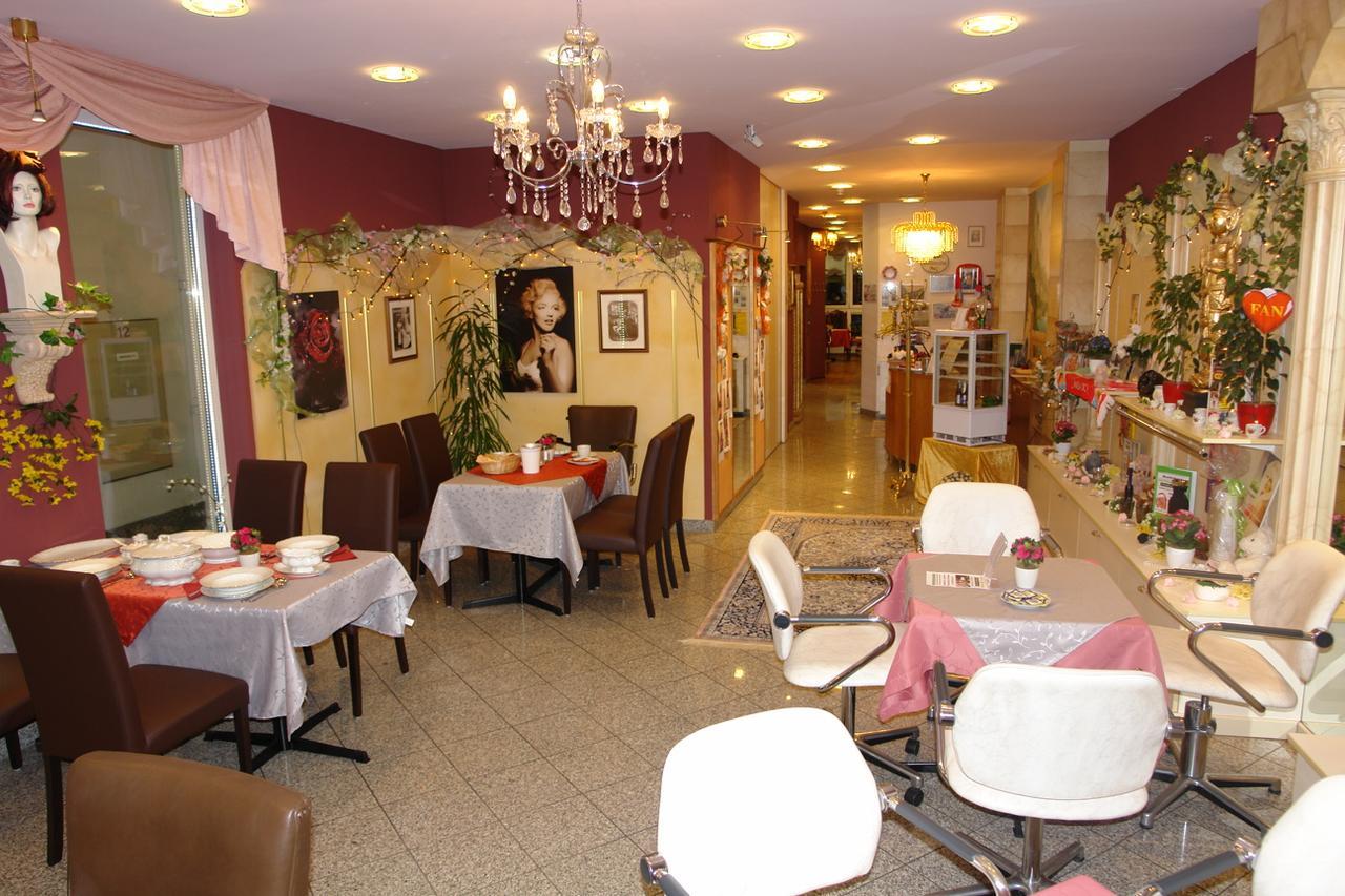 Hotel Garni Daniela Urich Schwanenstadt Dış mekan fotoğraf
