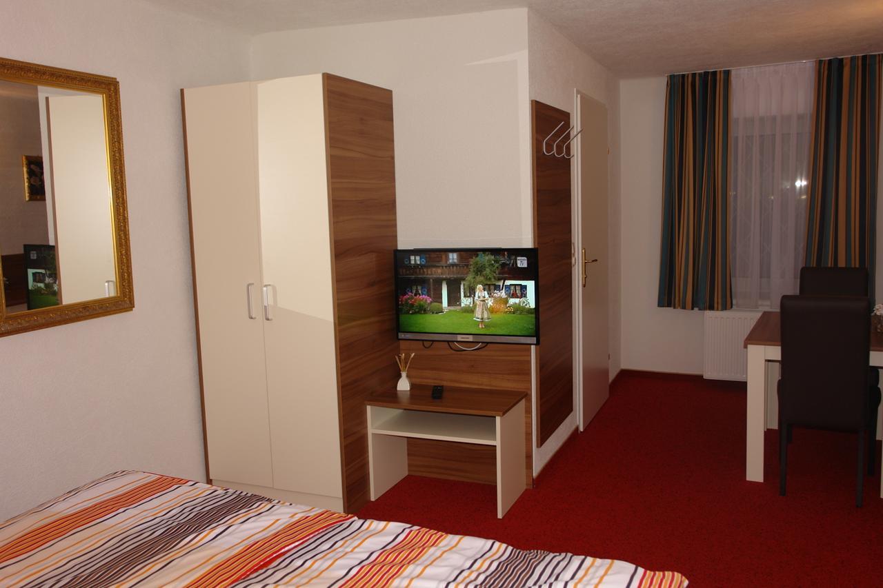 Hotel Garni Daniela Urich Schwanenstadt Dış mekan fotoğraf