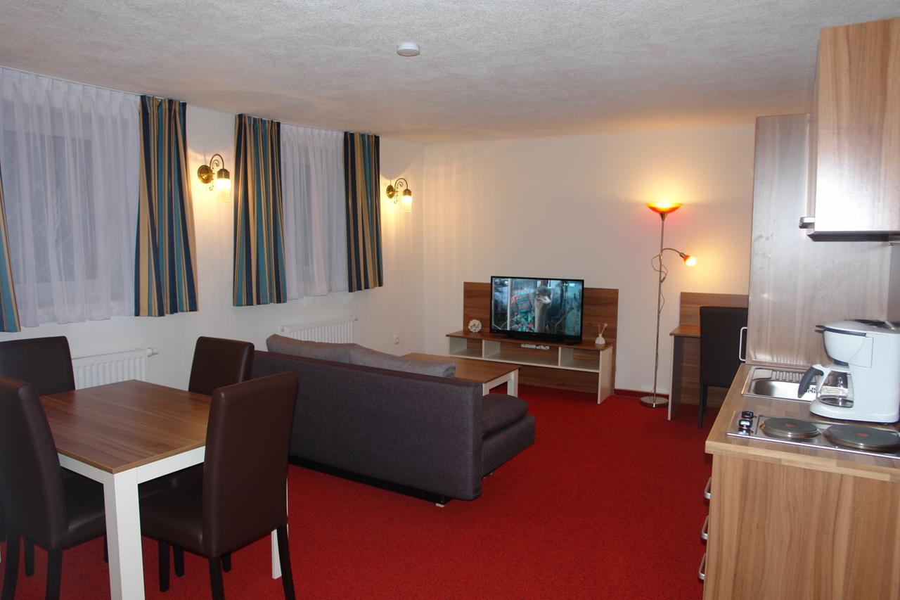 Hotel Garni Daniela Urich Schwanenstadt Dış mekan fotoğraf